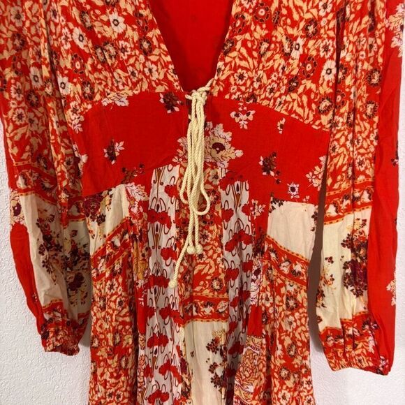Free People Mixing It Up Plunge Neck Red & Cream Patterned Long Sleeve MIni Dres - Picture 5 of 11